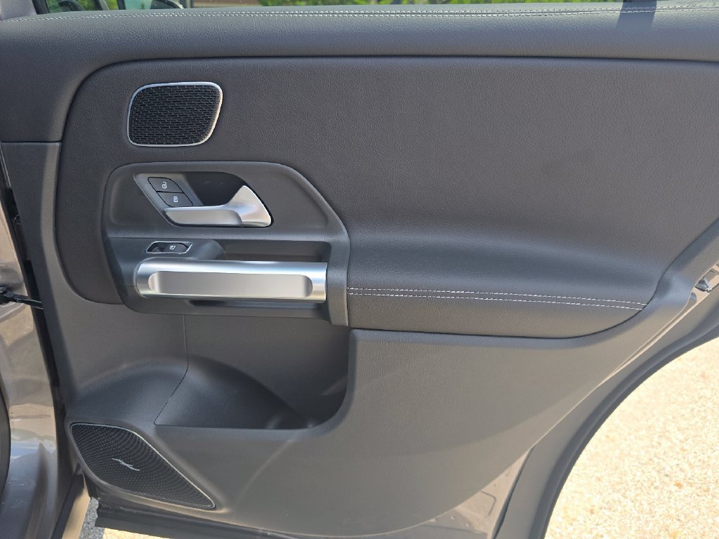New 2026 Mercedes-Benz GLB 250 4MATIC image 22