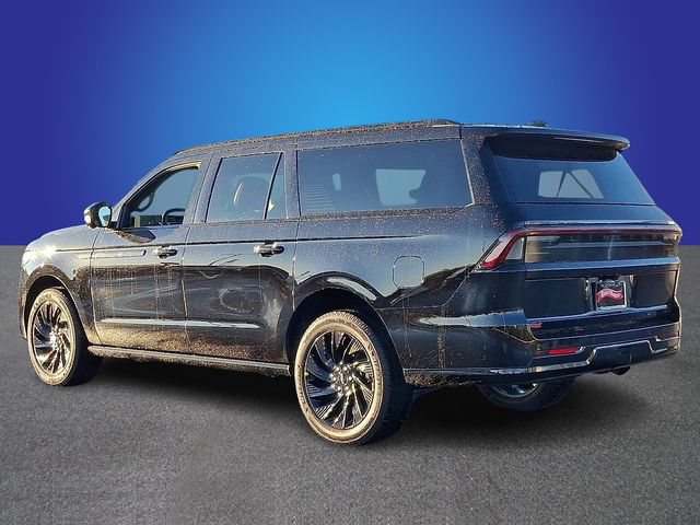 New 2025 Lincoln Navigator L Reserve w/ Jet Appearance Package AWD/4WD image 4