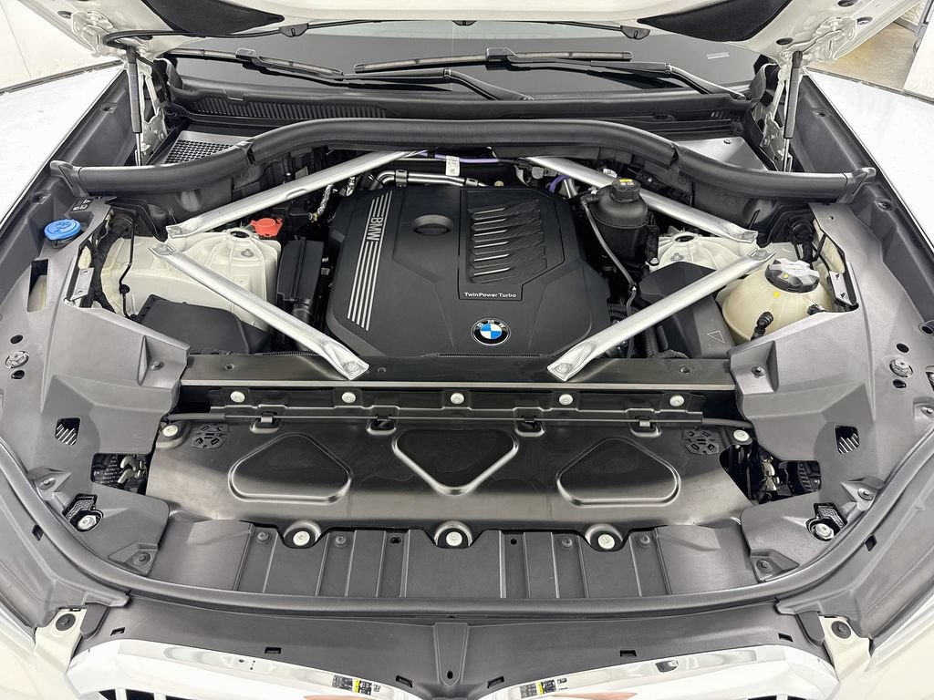 Used 2022 BMW X5 sDrive40i w/ Parking Assistance Package RWD image 29