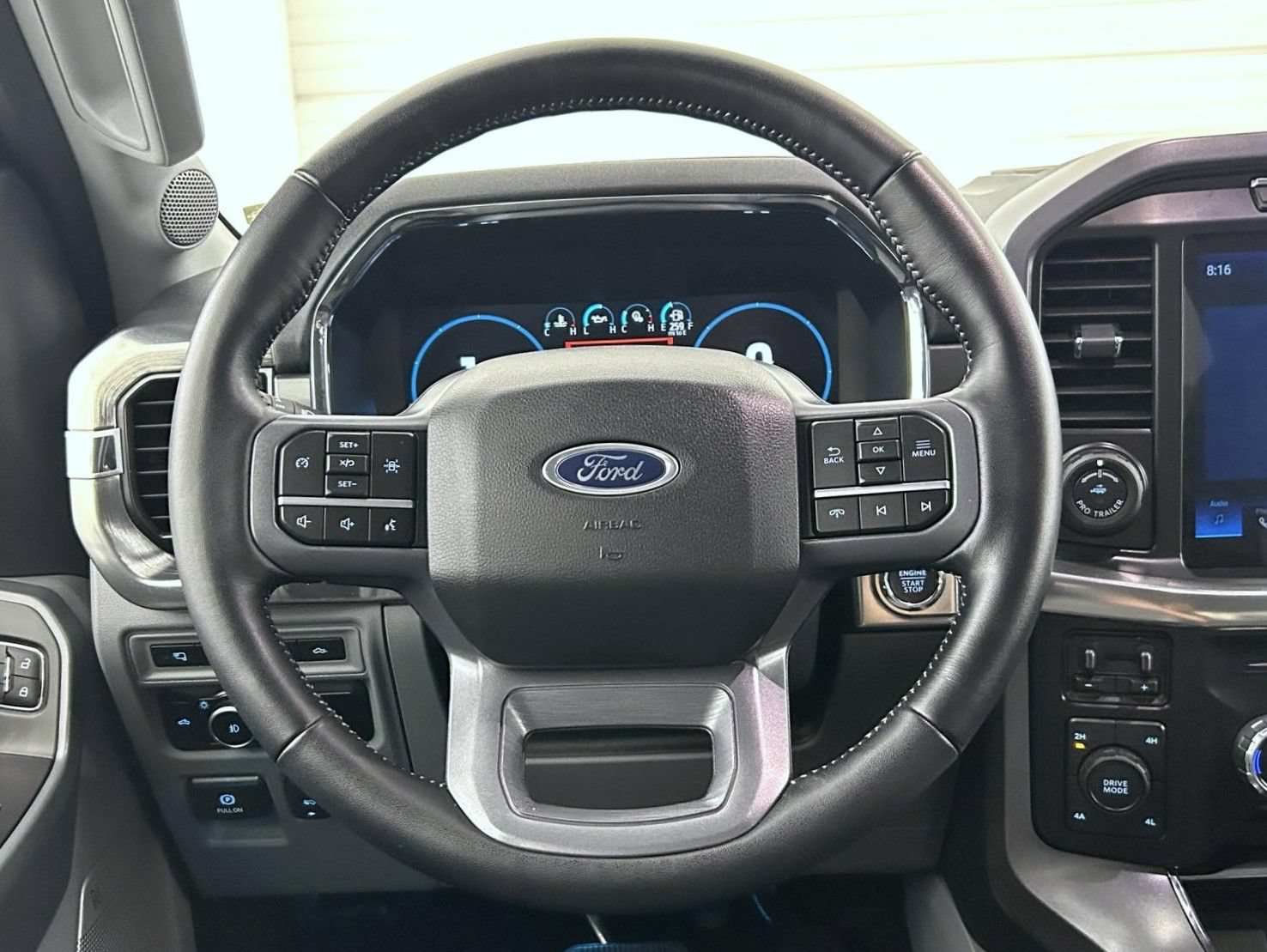 Used 2023 Ford F150 Lariat w/ Trailer Tow Package AWD/4WD image 11