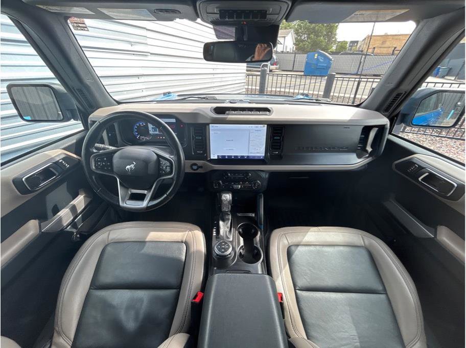 Used 2022 Ford Bronco Wildtrak image 14