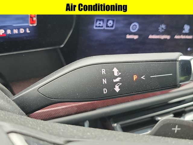 Used 2025 Chevrolet Traverse RS w/ LPO, Floor Liner Package AWD/4WD image 18