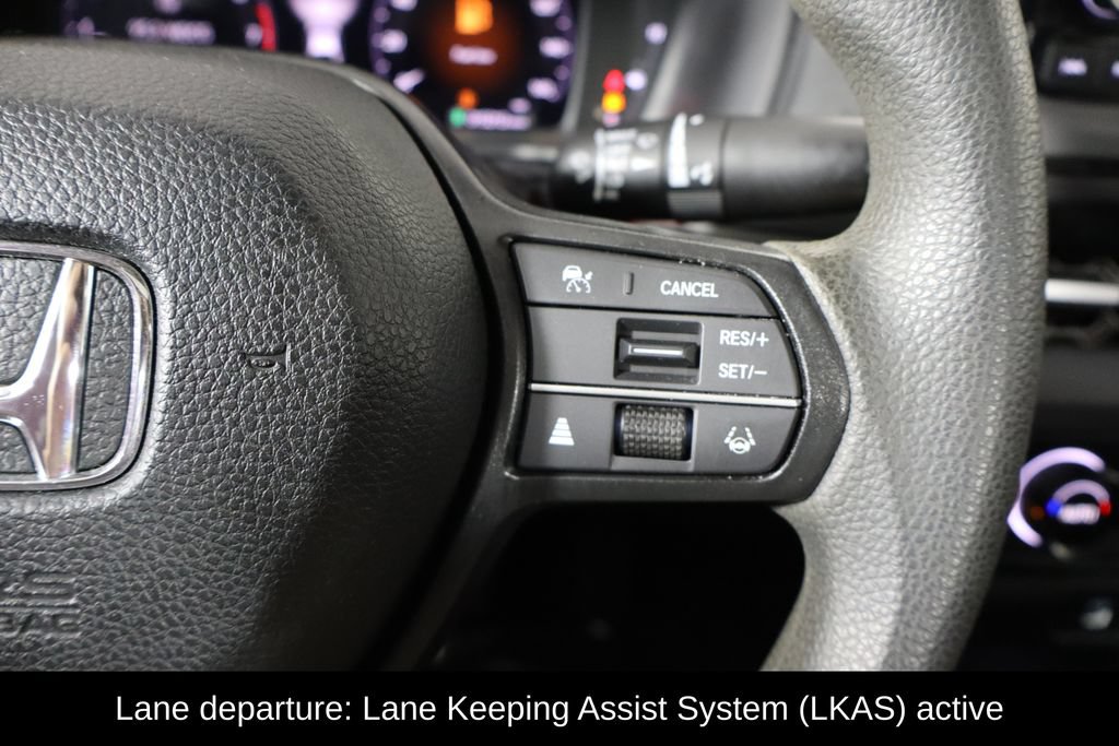 Used 2023 Honda Accord EX image 10