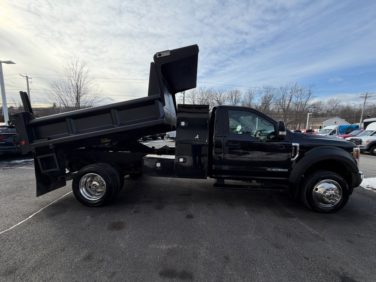 Used 2018 Ford F550 4x4 Regular Cab Super Duty image 5