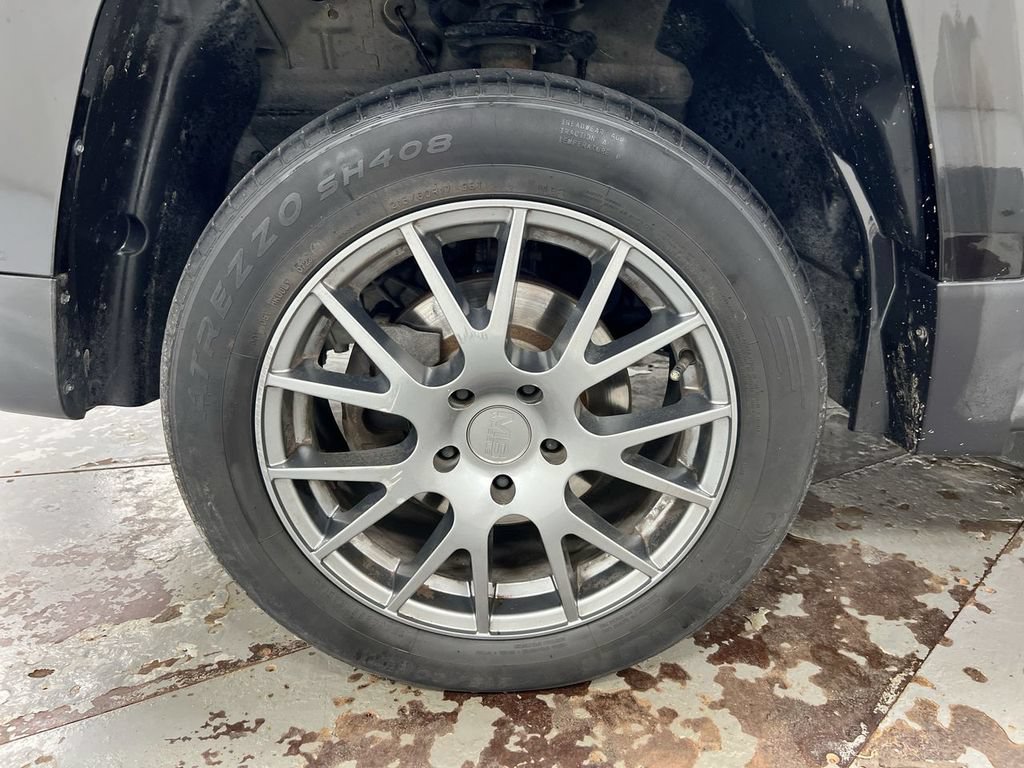 Used 2015 Jeep Patriot High Altitude AWD/4WD image 25