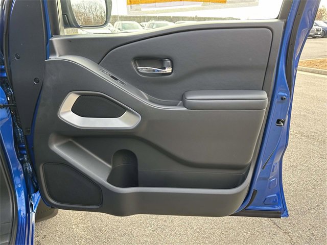 New 2026 Nissan Frontier SV w/ SV Convenience Package image 8