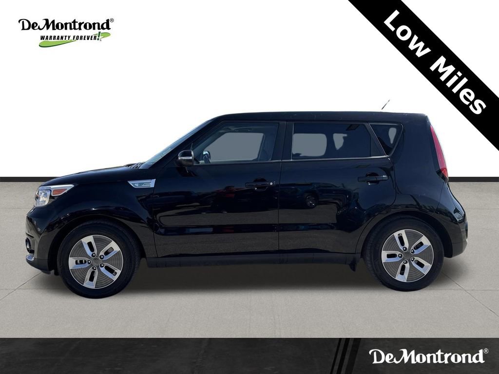 Used 2017 Kia Soul EV + w/ Sun & Fun Package image 8
