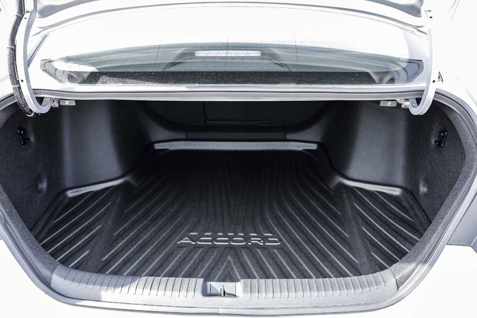 New 2026 Honda Accord EX-L image 9