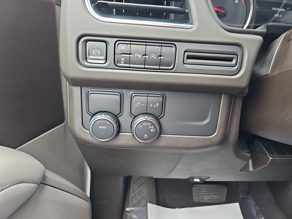 Used 2023 Chevrolet Tahoe LS RWD image 34
