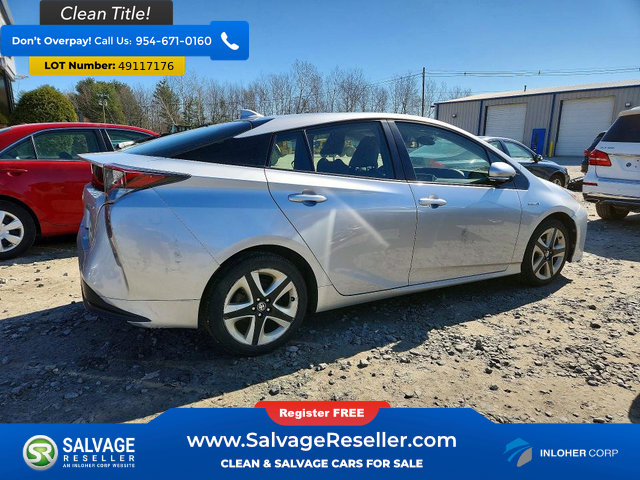 Used 2017 Toyota Prius Three Touring image 4