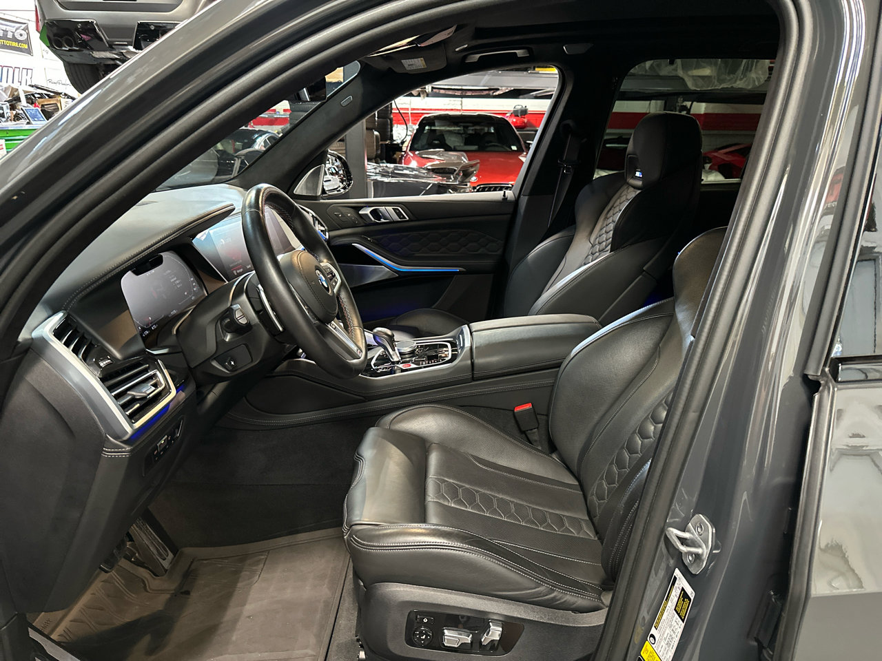 Used 2023 BMW X5 M Competition w/ Competition Package image 15