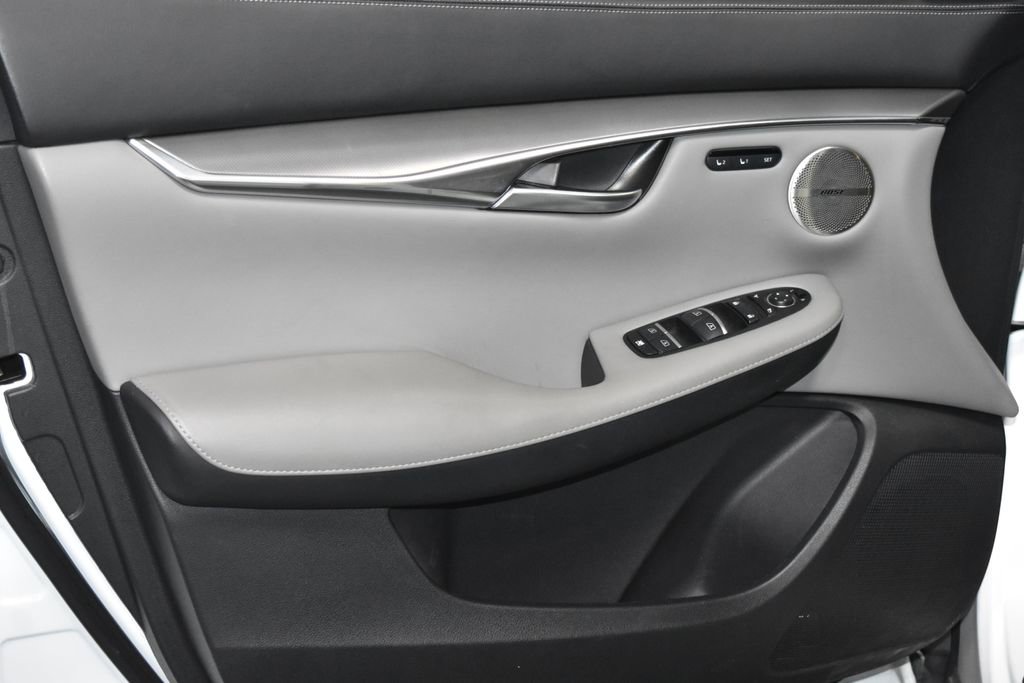 Used 2023 INFINITI QX50 Luxe FWD image 4