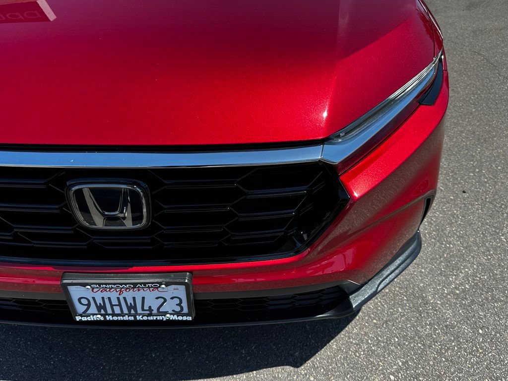 Used 2025 Honda CR-V EX image 5
