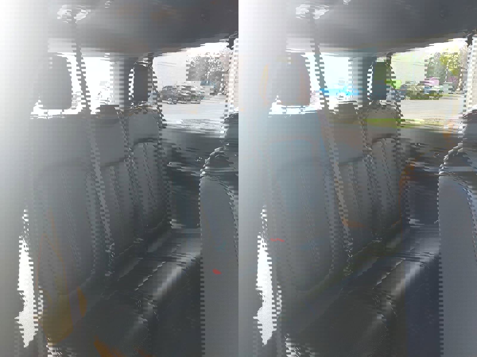 Used 2024 Jeep Wagoneer L Series II image 13