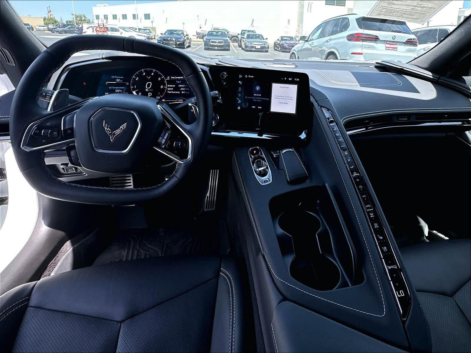 Used 2024 Chevrolet Corvette Stingray Preferred Cpe RWD image 10