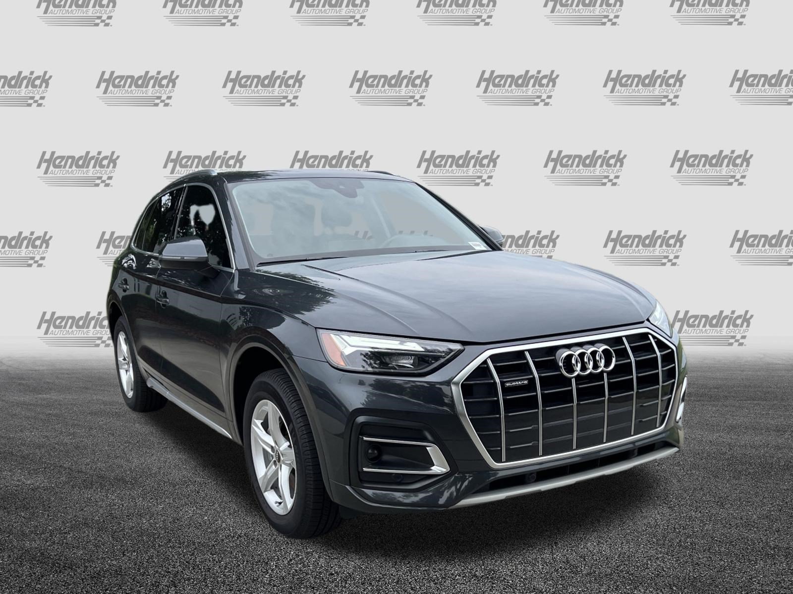 Used 2023 Audi Q5 2.0T Premium AWD/4WD image 2