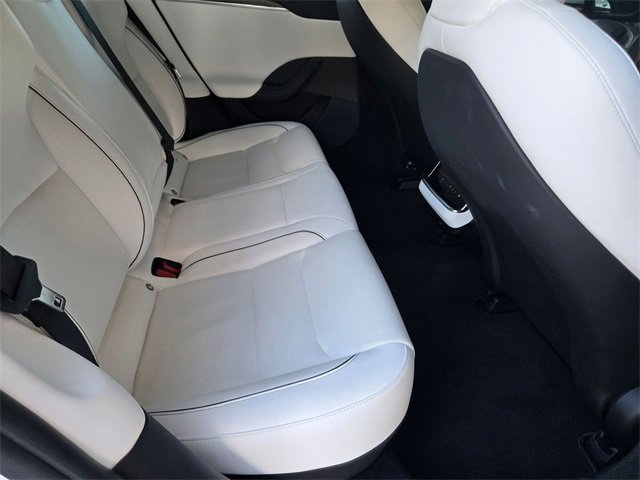 Used 2022 Tesla Model S Plaid image 18
