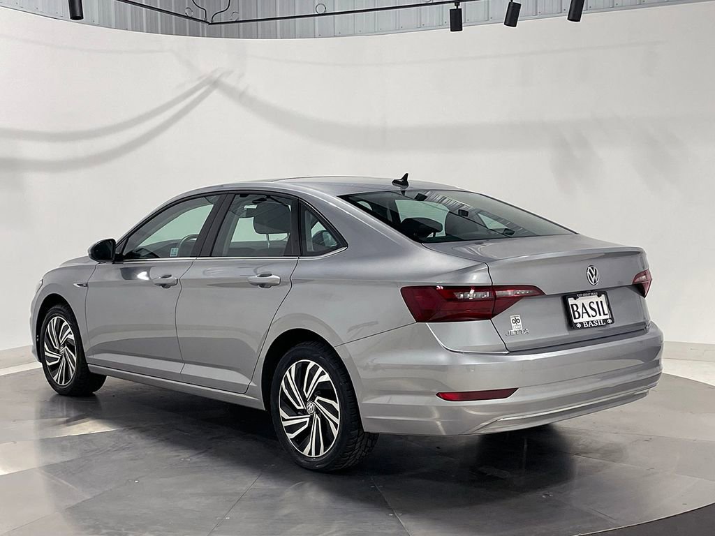 Used 2021 Volkswagen Jetta SEL FWD image 13