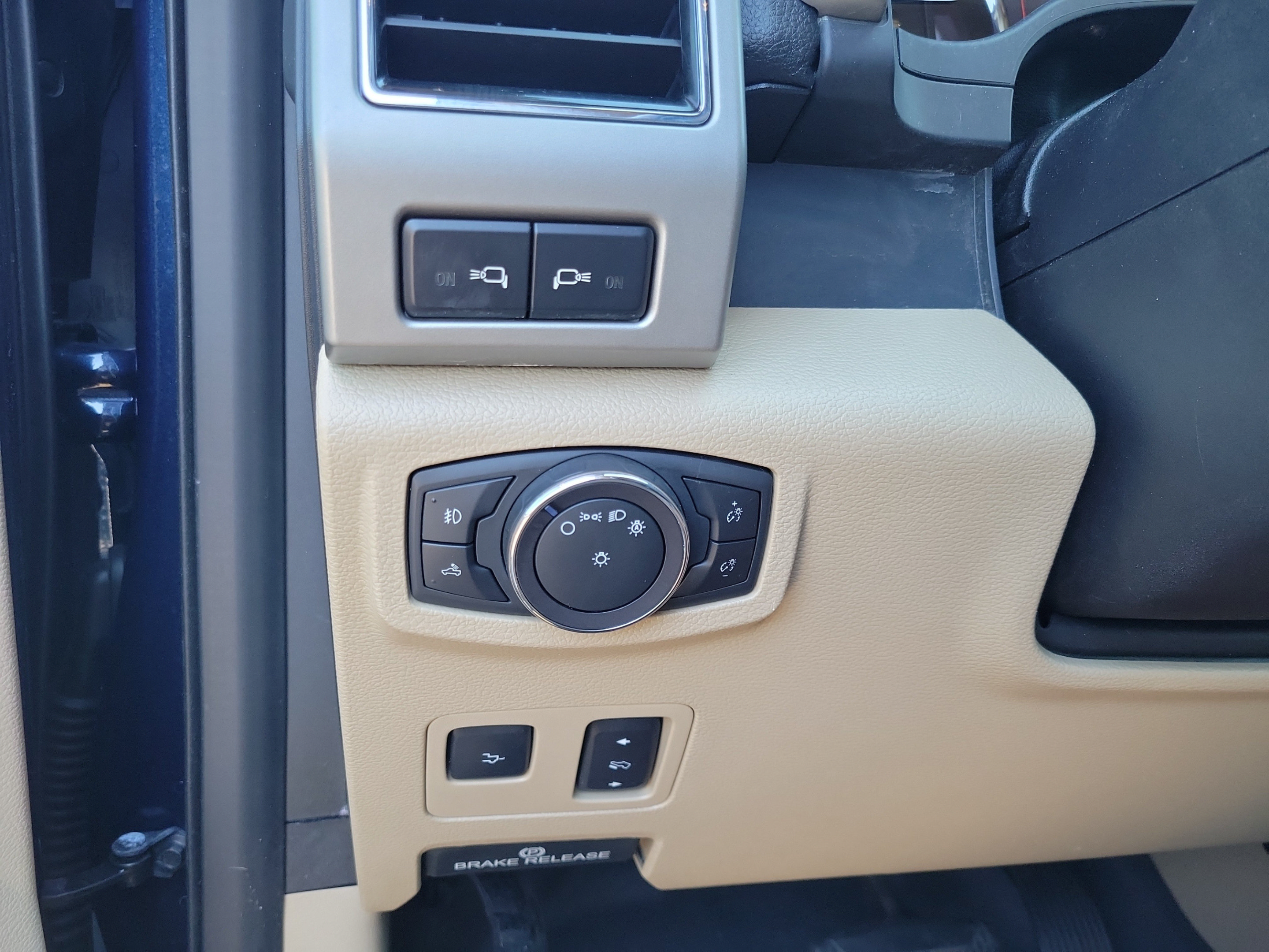 Used 2019 Ford F350 Lariat w/ Lariat Ultimate Package AWD/4WD image 19