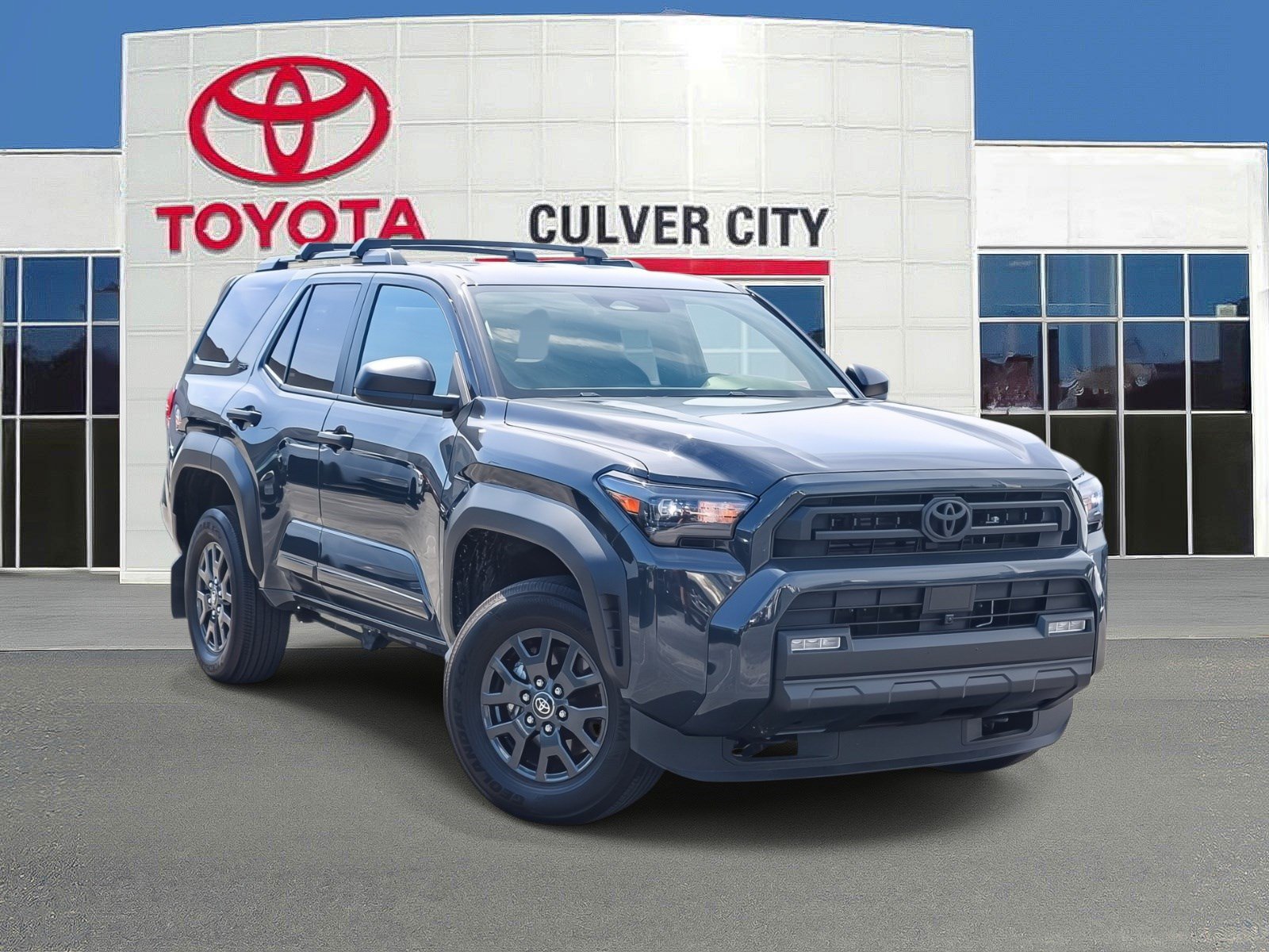 Used 2025 Toyota 4Runner SR5 AWD/4WD image 1