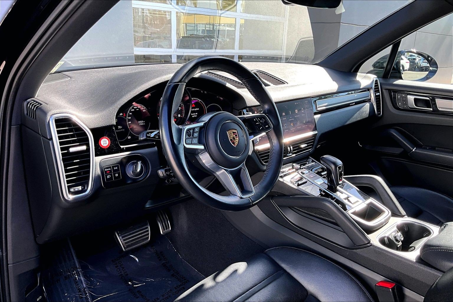Used 2022 Porsche Cayenne S AWD/4WD image 14