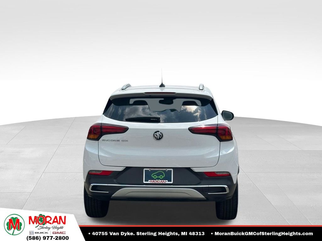 Certified 2022 Buick Encore GX Essence FWD image 4