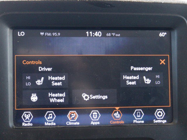 Used 2019 Jeep Renegade Trailhawk w/ Cold Weather Group II AWD/4WD image 22