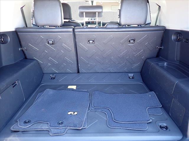 Used 2014 Toyota FJ Cruiser 4WD w/ Convenience Package image 7