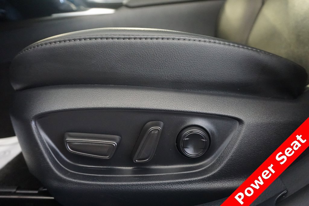 Certified 2023 Toyota Camry XLE w/ Navigation Package image 7