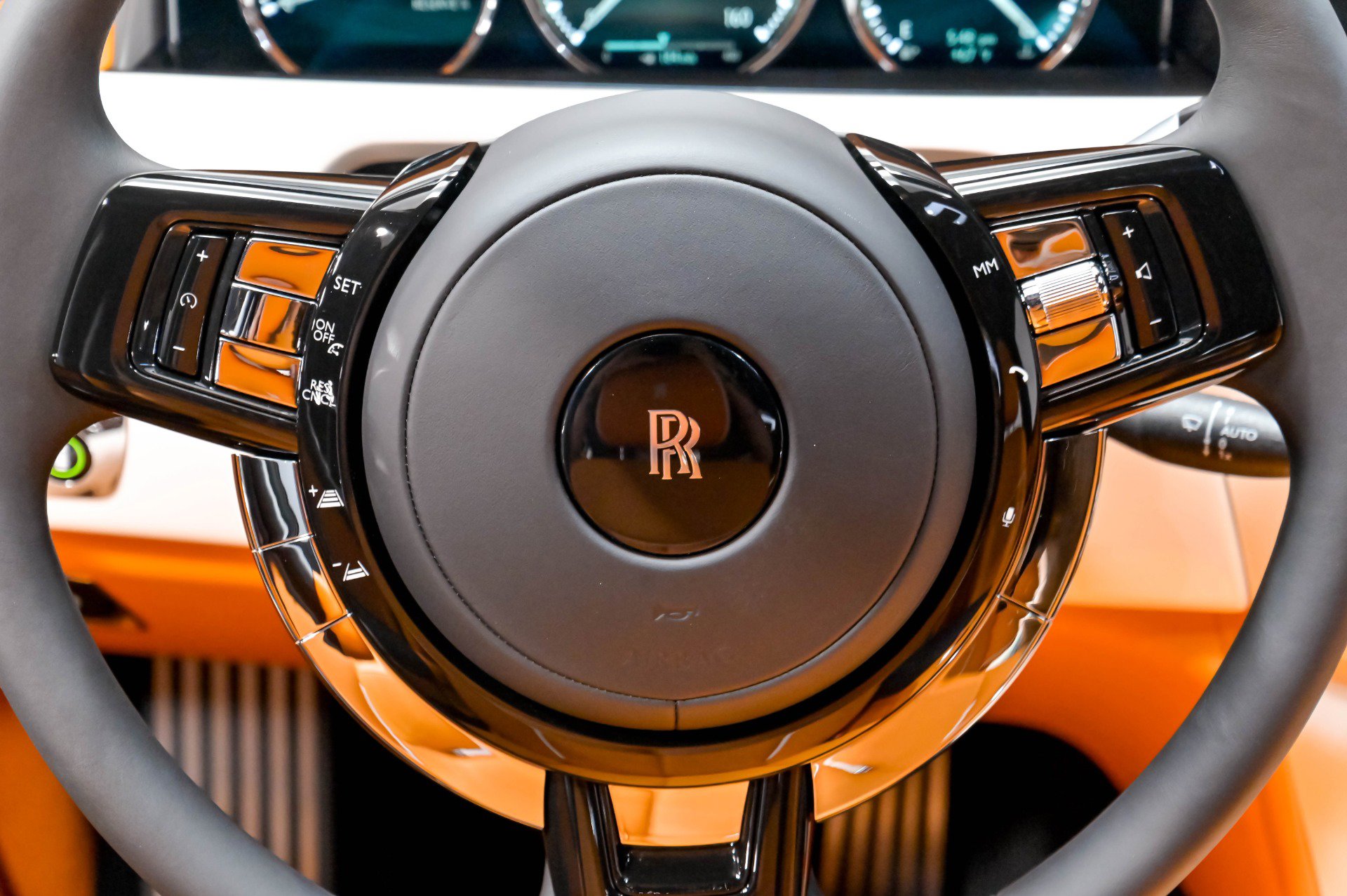 Used 2022 Rolls-Royce Phantom Sedan w/ The Phantom Package RWD image 82