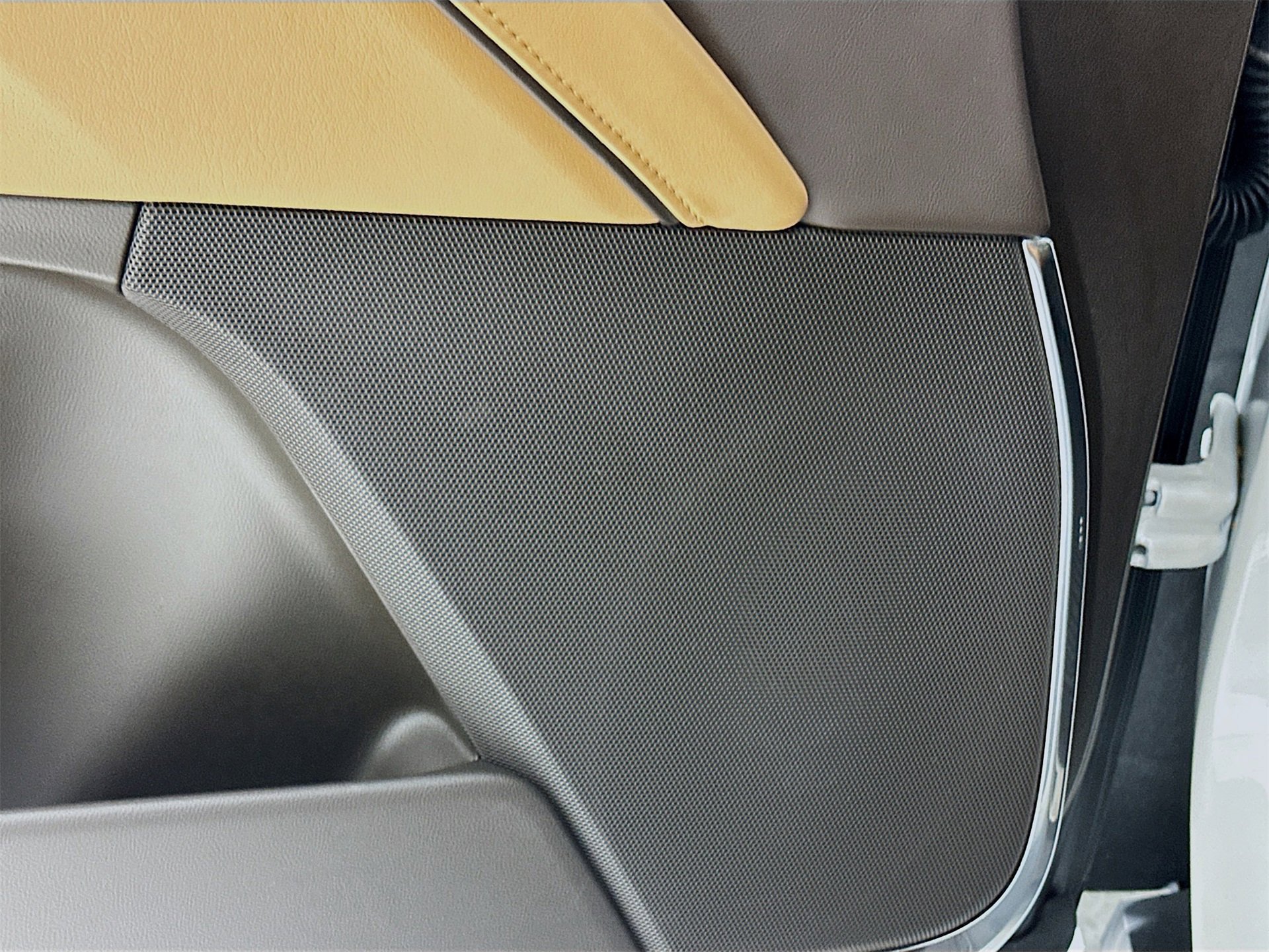 Used 2024 Cadillac Escalade Sport w/ Touring Package image 20