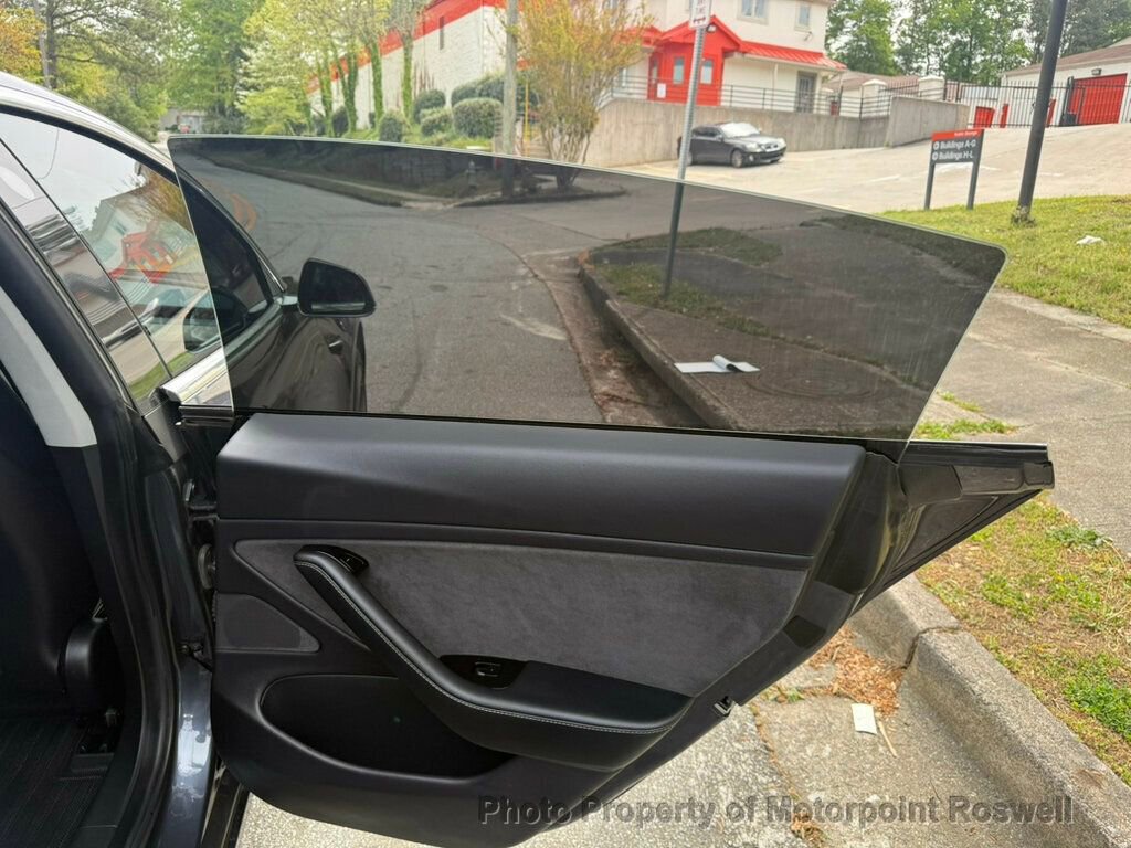 Used 2019 Tesla Model 3 Standard Range Plus image 21