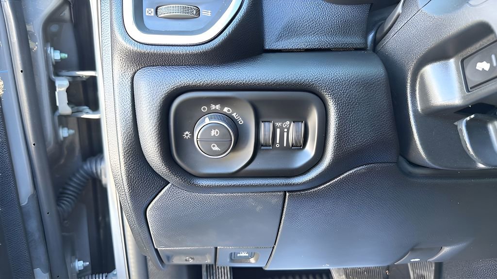 Used 2026 RAM 2500 Laramie image 29