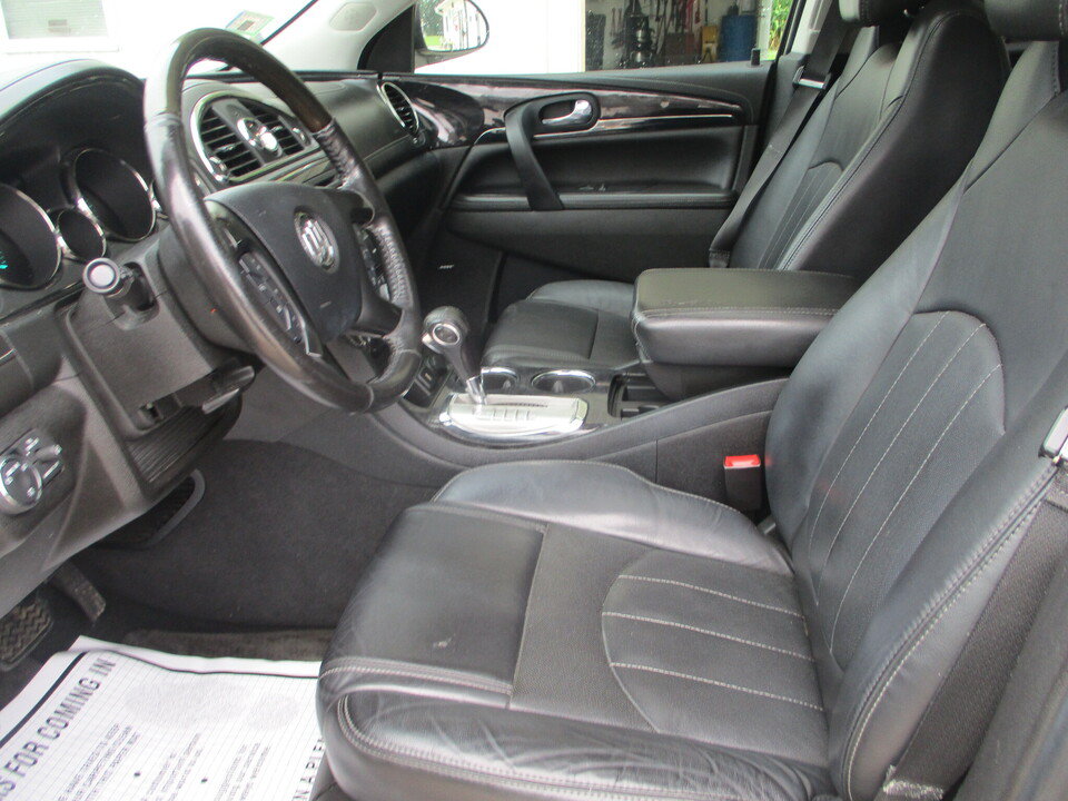 Used 2017 Buick Enclave Leather AWD/4WD image 30
