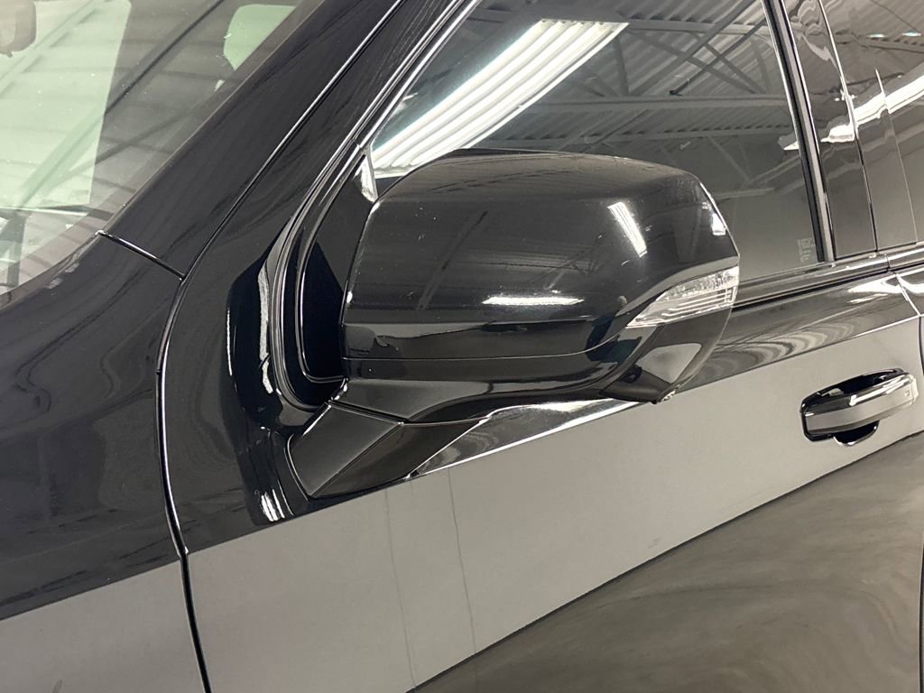 Certified 2024 Cadillac Escalade Sport image 12