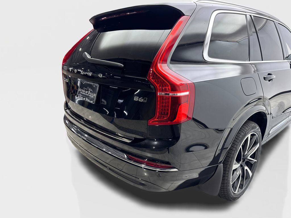 Used 2023 Volvo XC90 B6 Plus image 18