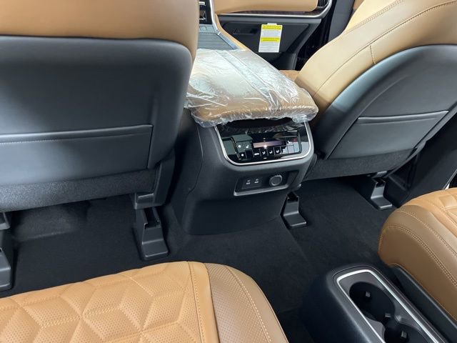 New 2026 Nissan Armada Platinum Reserve image 44