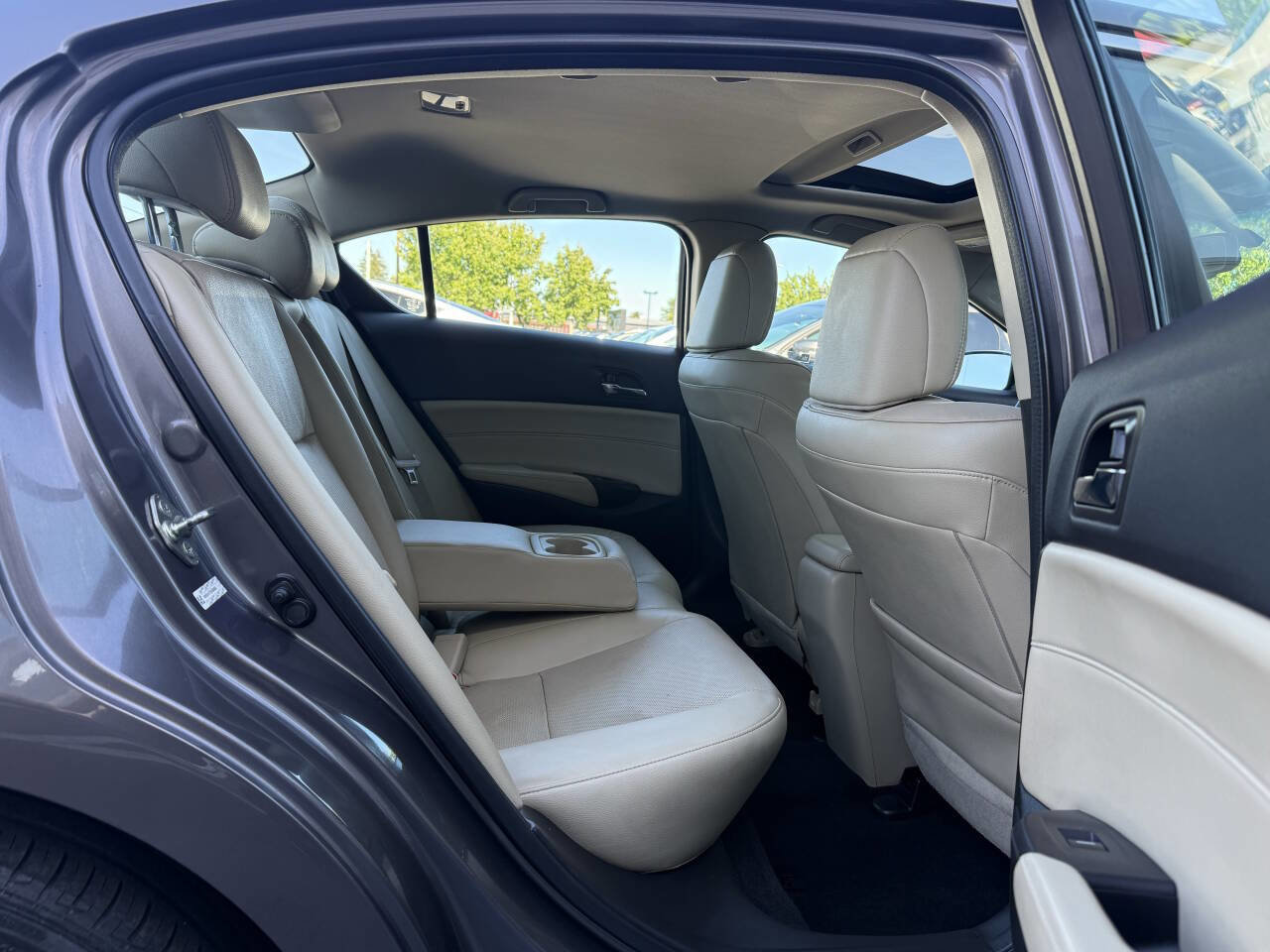 Used 2014 Acura ILX w/ Technology Package FWD image 15