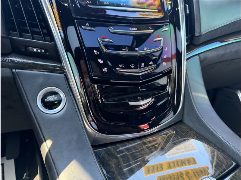 Used 2016 Cadillac Escalade Platinum AWD/4WD image 50