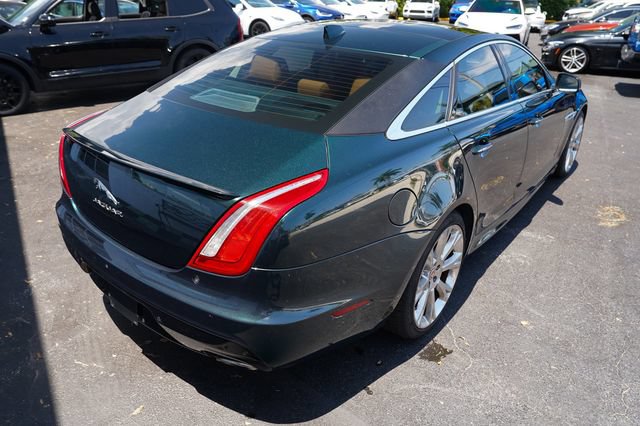 Used 2016 Jaguar XJ R-Sport RWD image 13