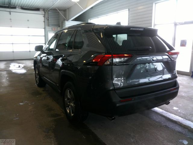 Used 2024 Toyota RAV4 LE image 4