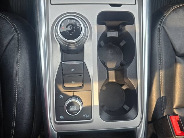 Used 2020 Ford Explorer XLT w/ Equipment Group 202A AWD/4WD image 30