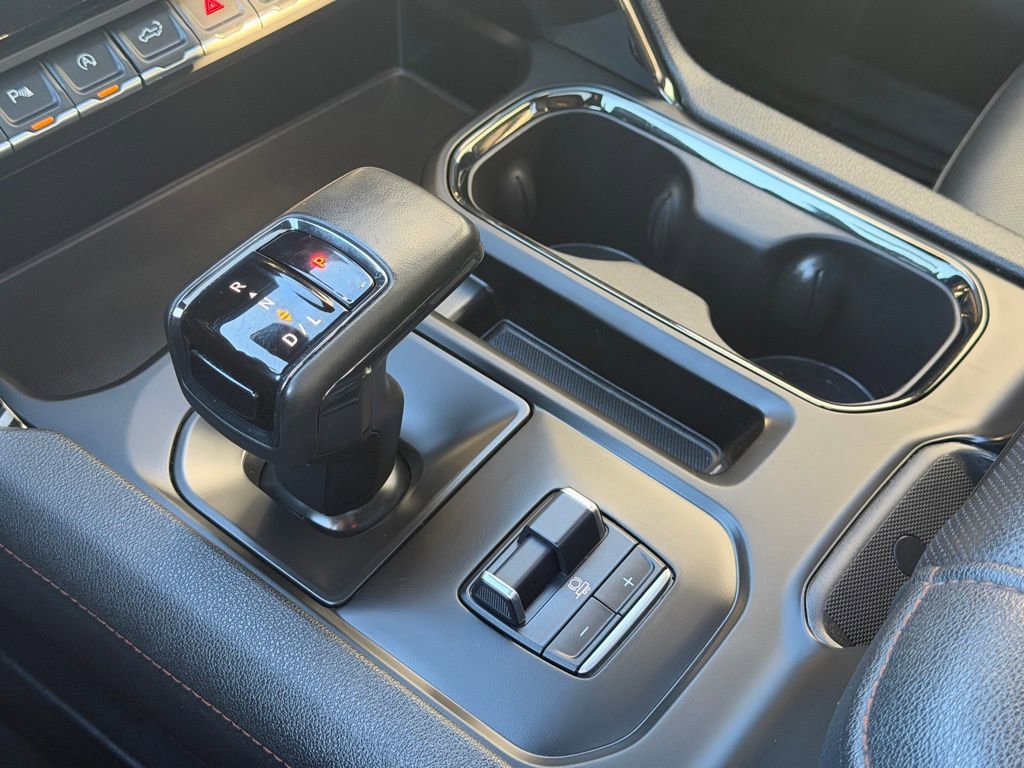 Used 2024 GMC Sierra 1500 AT4 w/ Technology Package image 12