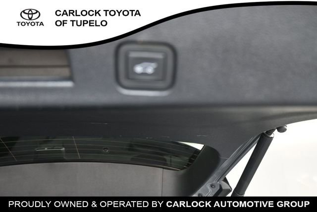 Used 2025 Chevrolet Traverse RS w/ LPO, Cargo Package FWD image 40