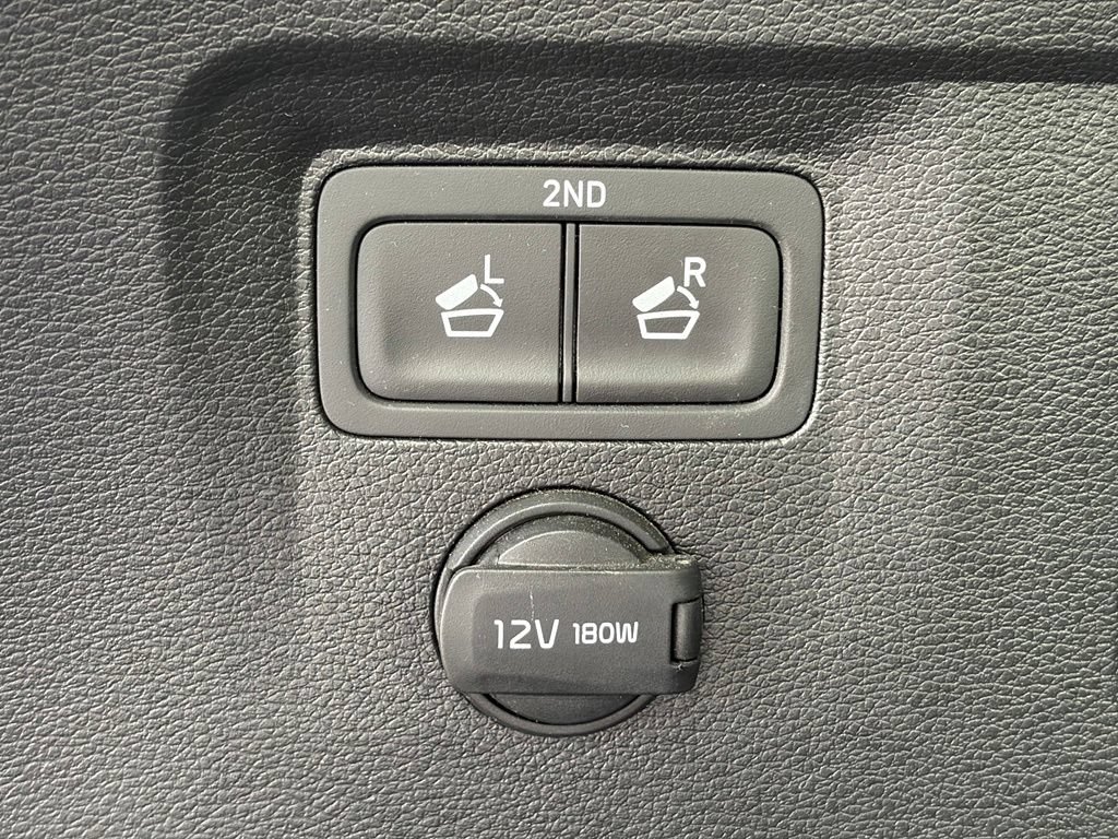 Used 2025 Kia Telluride S AWD/4WD image 11