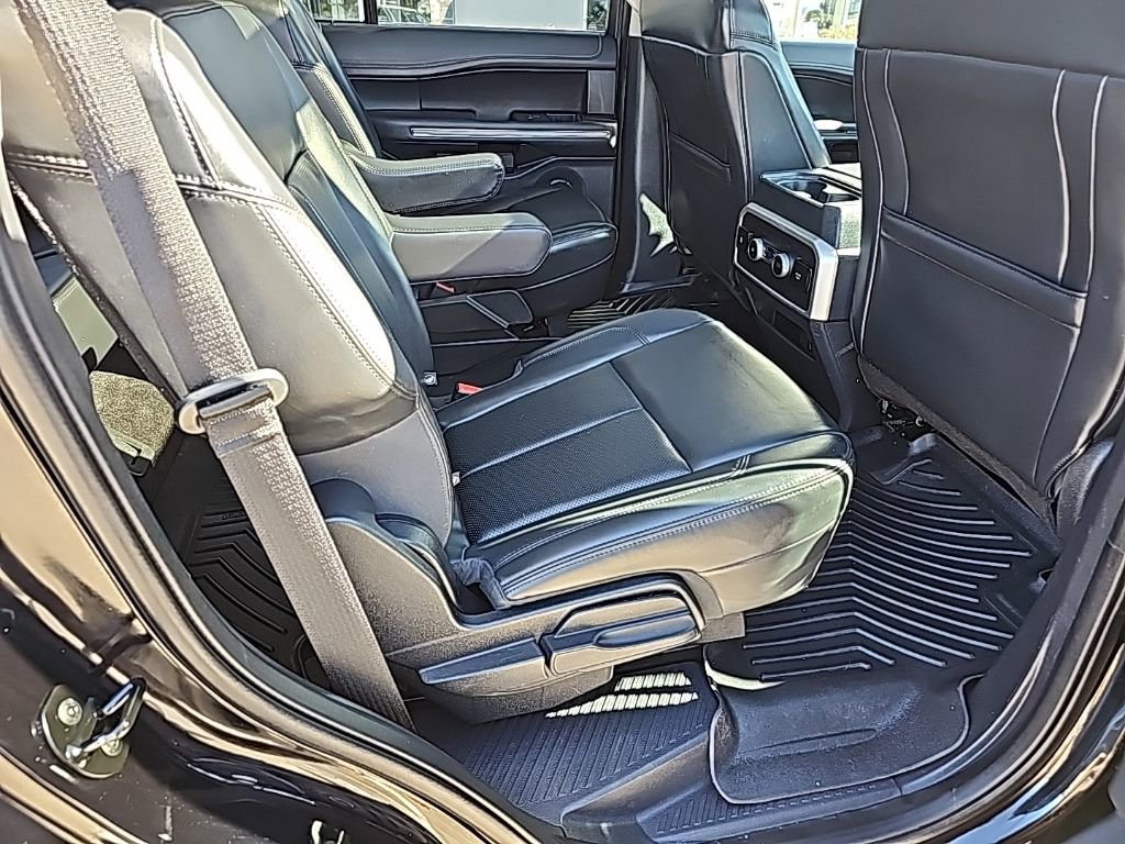 Used 2022 Ford Expedition XLT image 26