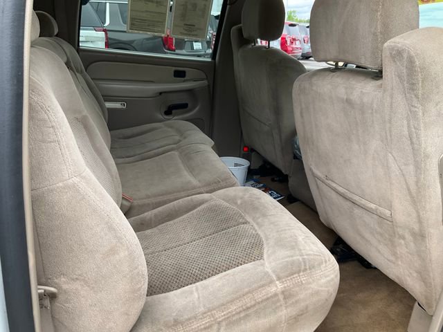 Used 2002 Chevrolet Suburban LS RWD image 16