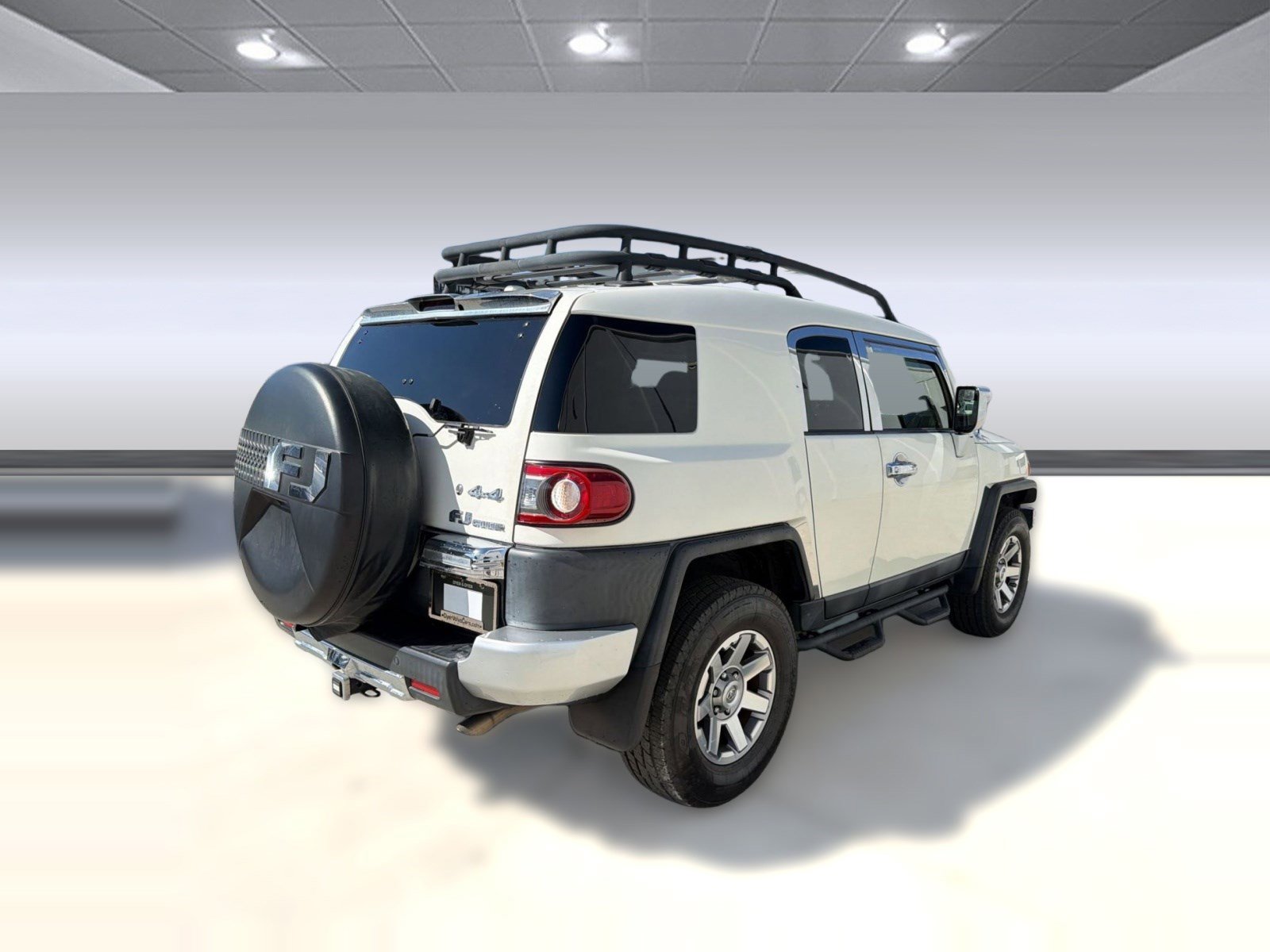Used 2014 Toyota FJ Cruiser 4WD w/ Upgrade Package image 9