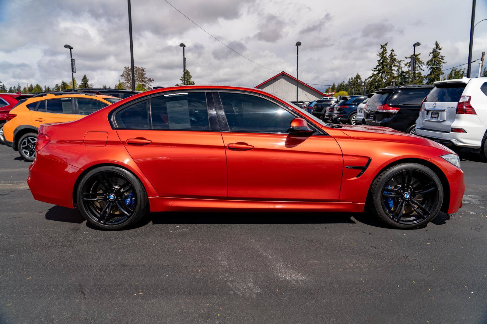 Used 2015 BMW M3 RWD image 9