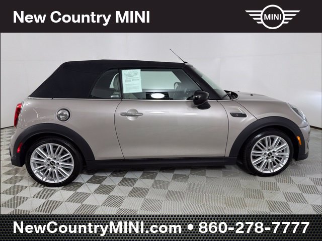 Certified 2024 MINI Cooper S w/ Signature Upholstery Package FWD image 8